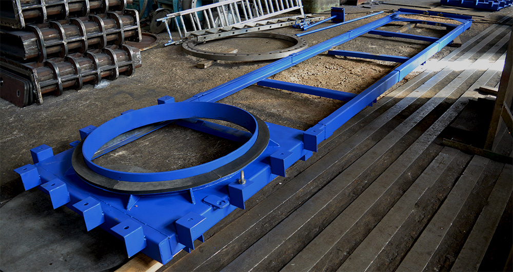 Затворы щитовые для закрытых каналов (глубинные) из нержавеющей стали размер 3000×3000 мм